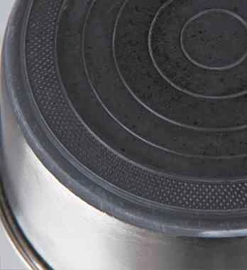 Trixie Edelstahlnapf Mit Silikonboden 2,5L 2 Trixie Edelstahlnapf Mit Silikonboden 2,5L – Bild 2